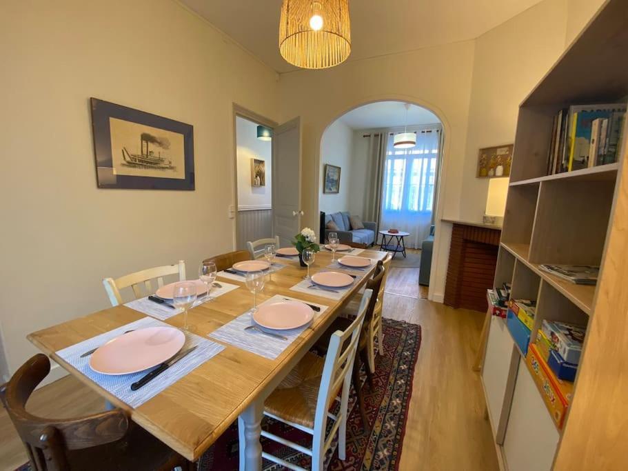 Villa Maison De Charme - 4 - Courette & Parking Gratuit Amiens